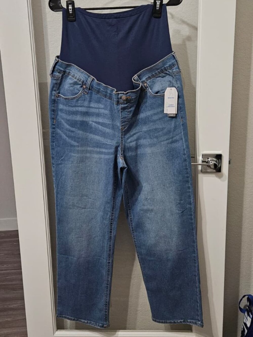 Time and Tru Maternity Straight Leg Jeans - Comfort Belly Band - New With Tags